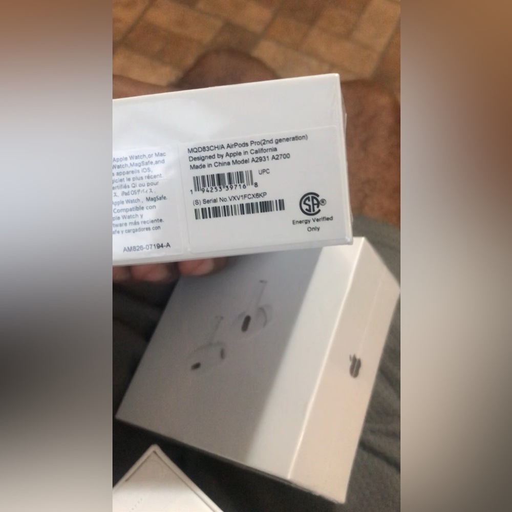Brand new AirPod pro 2nd generation with charging case !!!